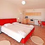 Glyfa Corfu דירה *