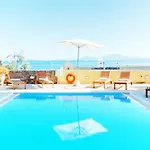דירה Glyfa Corfu *